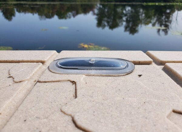 10" Aluminum Solar Cleat Light
